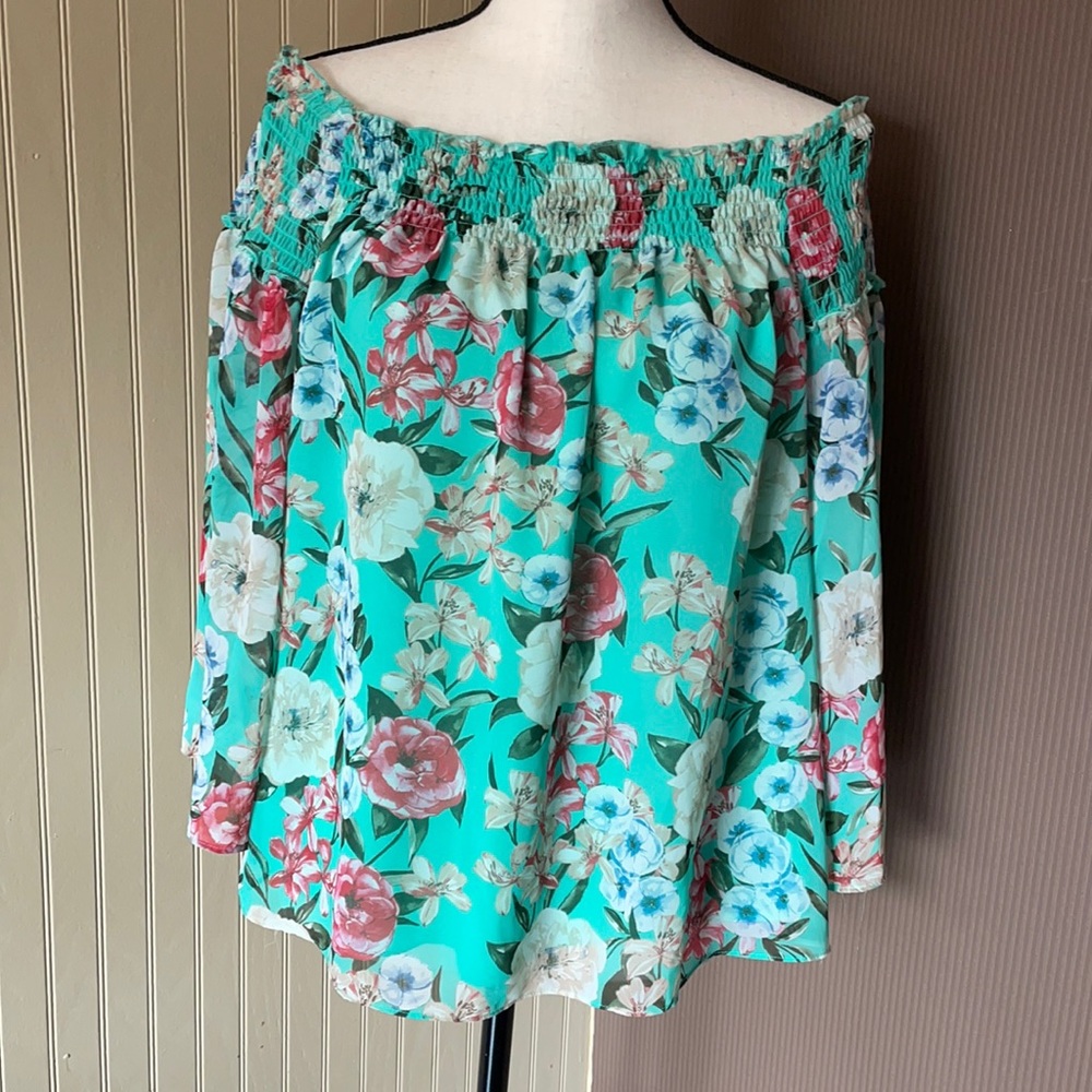 Inc floral green flowey blouse size large‎